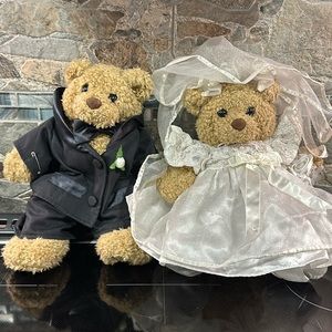Bride and groom teddy bears